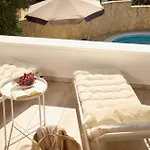 Stunning In With Kitchen
