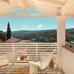 Stunning In With Kitchen Dom wakacyjny Vrboska