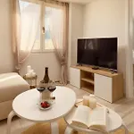 Stunning In With Kitchen *